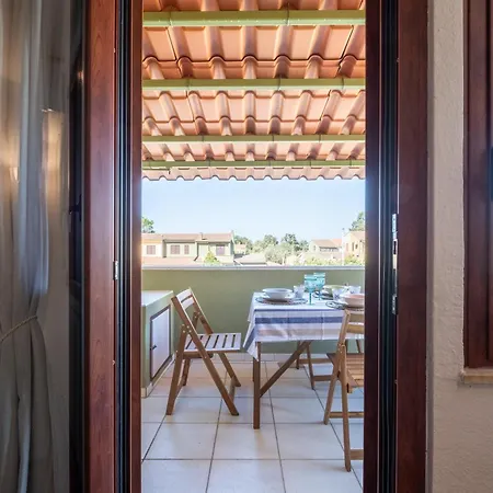 Harbor-self Checkin-terrace-netflix 캐피타나